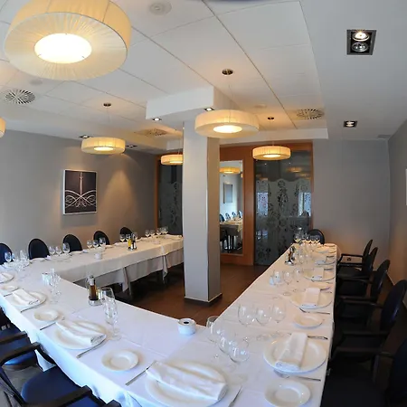 Aparthotel Meseguer 4*