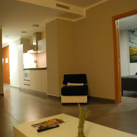 Meseguer Apartmanhotel 4*