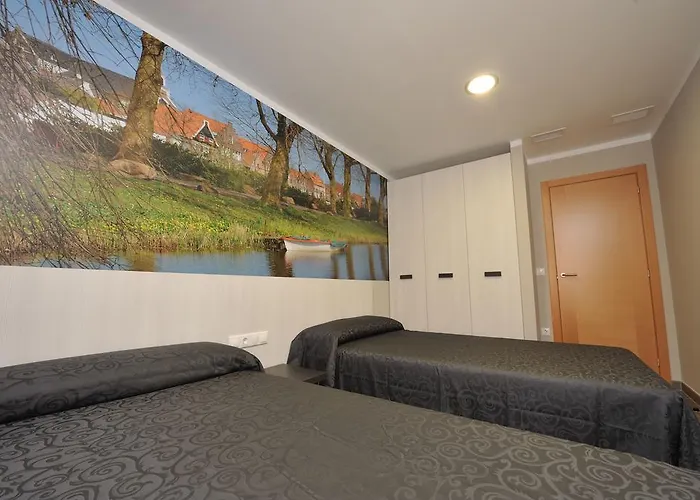 アパートホテル Meseguer 4*