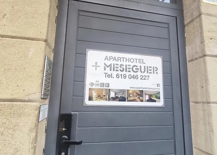 Ξενοδοχείο με διαμερίσματα Meseguer