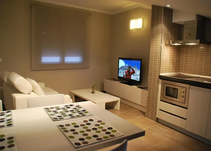 アパートホテル Meseguer 4*