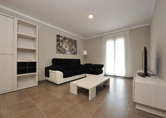 Ξενοδοχείο με διαμερίσματα Meseguer 4*